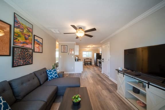 3515 Pleasant#2(2BR)
