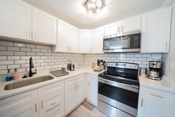 3516 Pleasant#4(1BR)