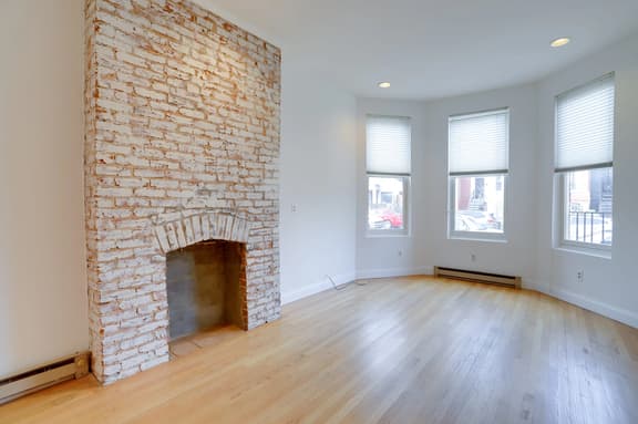 301 E Basement UNFUR