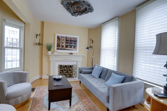 1732 21st NW-UP