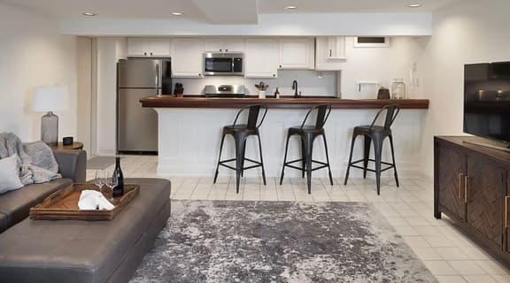 400 Seward-B2
