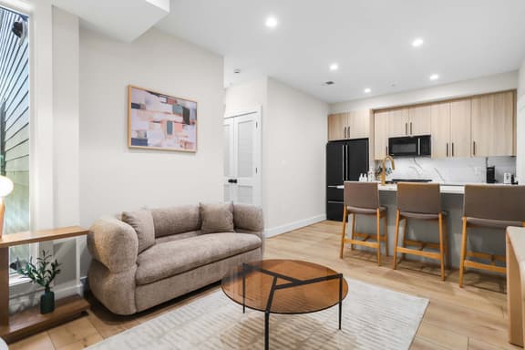2735 ConnAveNW #6