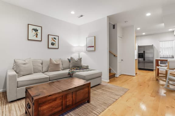 315 13th St SE - LT - Image 1