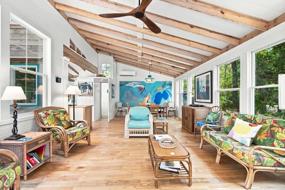 VR-1129 Persimmon St - Image 1
