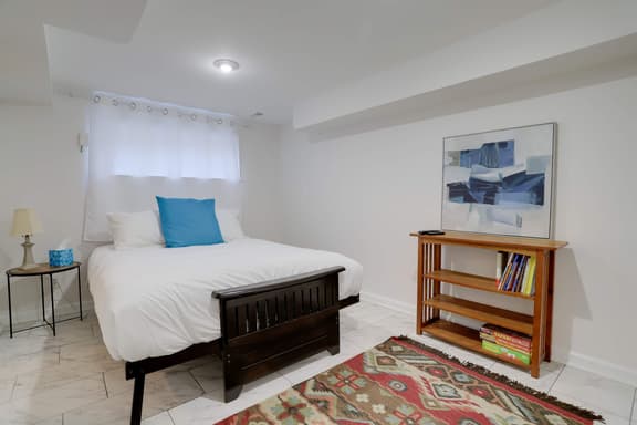 1352 Penn-#B - LT - Image 1